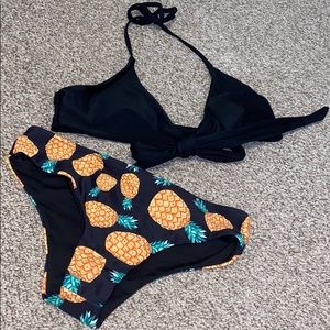bikini set (never worn)